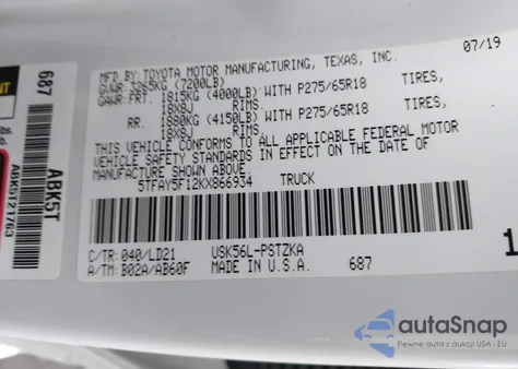 2019 Toyota Tundra 1794 5.7L V8 z USA, uszkodzony, nr VIN 5TFAY5F12KX866934